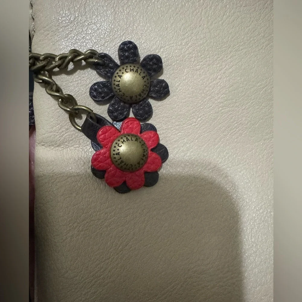 CHALA BUTTERFLY TAN  CELL PHONE CROSSBODY PURSE ADJUSTABLE STRAP - Picture 5 of 5